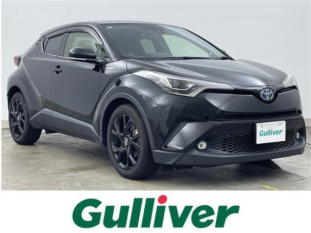 純正9型ナビ　バックカメラ　トヨタプレミアムダブルツイーター　白黒ハーフレザーシート　追従型クルーズコントロール　LEDヘッドライト　オートハイビーム　純正ドライブレコーダー　ETC　コーナーセンサー