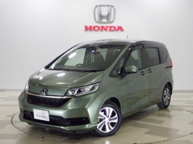 当社の新車販売店にて販売、下取りしたお車です。ワンオーナーで禁煙車、点検は欠かさず新車販売店にてお受けいただいておりました。詳しくはスタッフまでお問い合わせください。