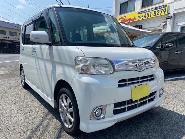 きりんちゃんのクルマをご覧頂きまして、ありがとうございます！ご不明な点などはフリーダイヤル0078-6002-386031までお気軽にどうぞ。お問合せお待ちしております☆