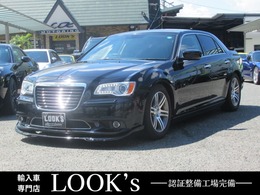クライスラー 300 300 車高調　　メモリーナビ　バックカメラ