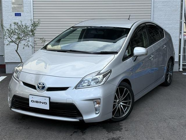 GIBING(ギヴィング)の高木雄平と申します。この度は当店のお車をご覧いただき有難うございます。保険代理店に所属をしているIFAがこれまでの経験をもとにお悩みやお困りごとを解決に向けて頑張ります。