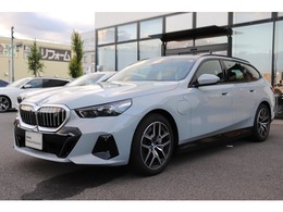 BMW i5ツーリング eドライブ40 Mスポーツ ディーラー/認定中古車/デモカー/本革/ETC