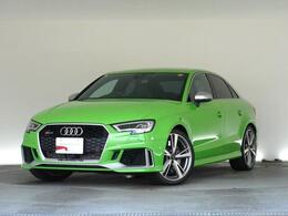 アウディ RS3セダン 2.5 4WD RSデザインパッケージ