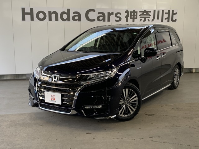 オットマン付きの2列目で高級ラウンジの様なくつろぎを味わってください！長距離運転も疲れ知らずのオデッセイ！高級感も高い運転席パワーシート付です！