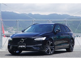 ボルボ V90 リチャージ アルティメット T8 AWD プラグイン ハイブリッド 4WD ワンオーナー パノラマガラスサンルーフ
