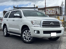 米国トヨタ セコイア プラチナム 5.7 V8 4WD 
