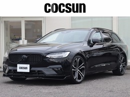 ボルボ V90 B6 AWD Rデザイン 4WD Bowers＆Wilkinsプレミアムサウンド　パノラ