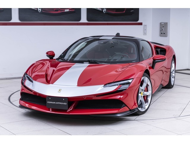 フェラーリ正規ディーラーRosso Scuderia認定中古車、Ferrari SF90 Stradaleをご覧いただき、誠にありがとうございます。