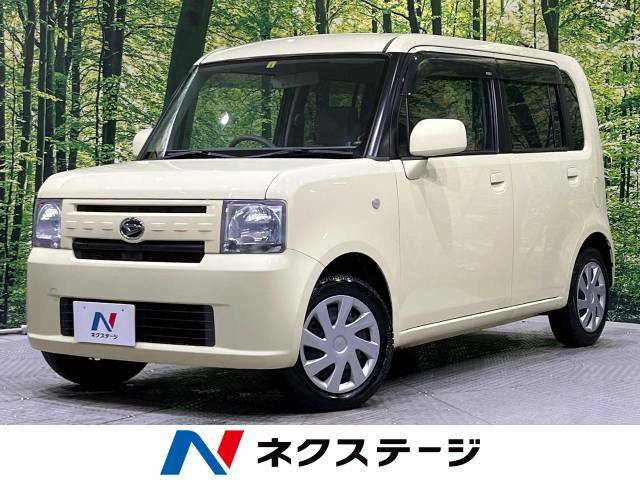 禁煙車　オートエアコン　電動格納ミラー　ドアバイザー　プライバシーガラス