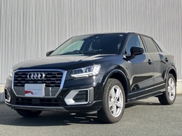 アウディ Q2 30 TFSI スポーツ オートマッチックテールゲート　バーチャル