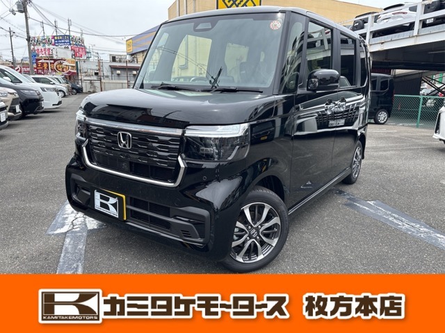 ボンネットの中もキレイです☆