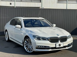 BMW 7シリーズ 750i デザインピュアエクセレンス　サンルーフ