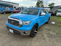 米国トヨタ タンドラ 青の中古車 - carview!