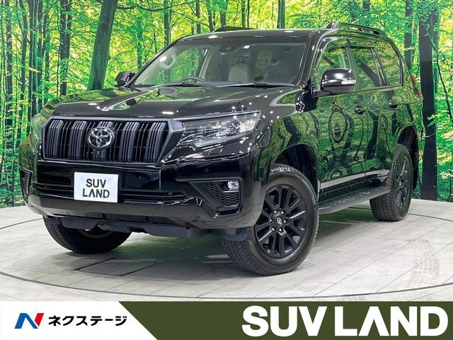 禁煙　サンルーフ　メーカーナビ　全周囲カメラ　7人乗り　セーフティセンス