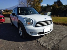 ミニ ミニクロスオーバー クーパー 6速マニュアル　ナビ　純正オーディオ