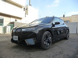 BMW iX xドライブ50 4WD パノラマSR/22AW/ ブラックサファイア
