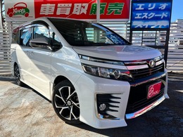 トヨタ ヴォクシー 2.0 ZS 10インチナビ デジタルインナーミラー