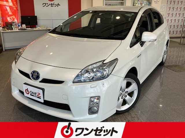 禁煙車　純正ナビゲーション　純正17インチAW　LEDヘッドライト　バックモニター　スマートキープッシュスタート　ビルトインETC