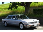 スーパーV8