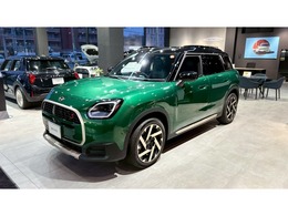 ミニ ミニカントリーマン S ALL4 DCT 4WD 