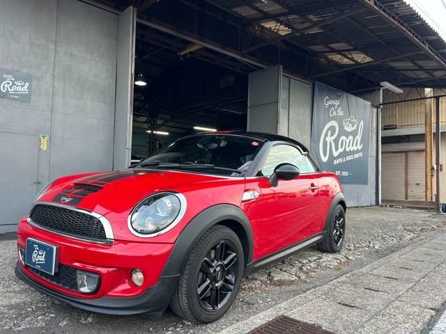 R系ミニの中でも特に希少なミニクーペの入庫です！新車販売期間は4年ほどで販売台数も限られていました。2シーターで通常モデルより全高が低く、よりゴーカートフィーリングを楽しめる一台です！