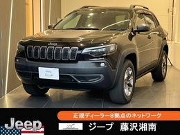 ジープ チェロキー トレイルホーク 4WD 禁煙・認定中古車・Carplay・ETC