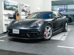 ポルシェ パナメーラ 4S Eハイブリッド PDK 4WD 