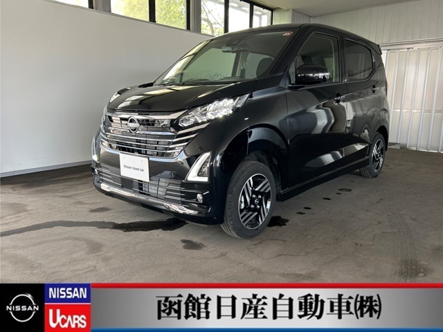 日産「デイズ」天井も高いので圧迫感を感じさせません。