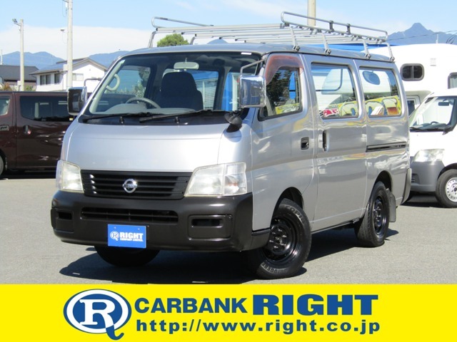 日産 キャラバン 3.0 DX ロングボディ ディーゼル 4WD 2001年
