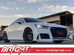 アウディ TT クーペ 2.0 TFSI マトリクスLED　カワシート　OZホイール