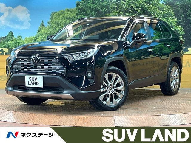サンルーフ　10型ディスプレイ　全周囲カメラ　シートベンチレーション