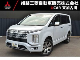 三菱 デリカD：5 2.2 P ディーゼルターボ 4WD 10.1インチナビ　サイドステップレス