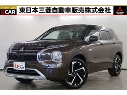 三菱 アウトランダー PHEV 2.4 P 4WD 禁煙　電動サンルーフ　スマホ連携ナビ