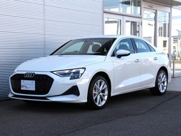 アウディ A3セダン 30 TFSI アドバンスト コンビニエンス＆アシスタンスPK/ナビゲー
