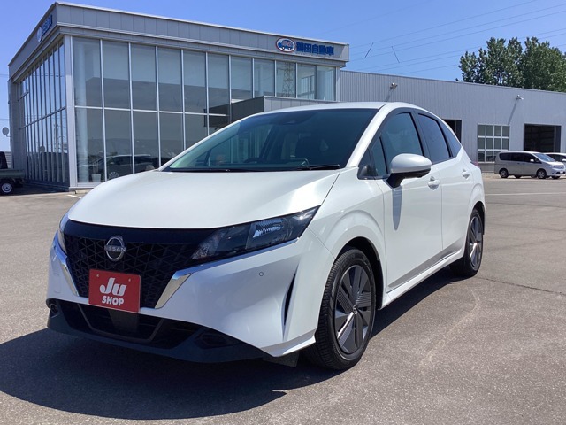 豊富な中古車在庫を取り揃えています。各メーカー新車から中古車まで幅広く在庫を取り揃えております。