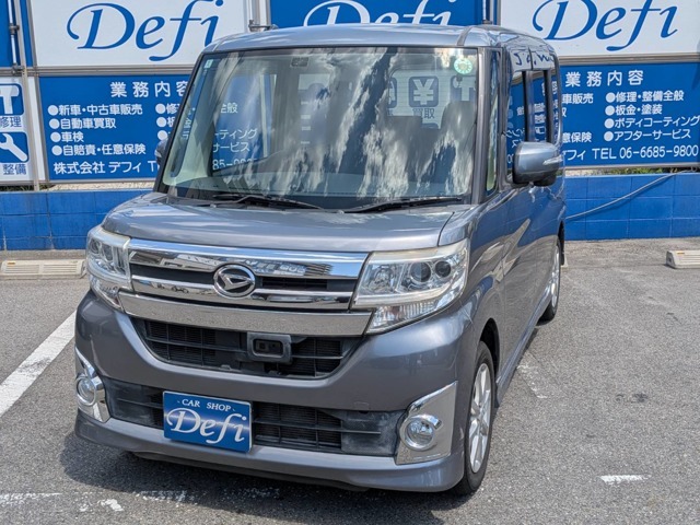 タントカスタム　シルバー　入庫致しました。