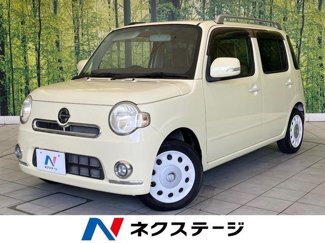 禁煙車　SDナビ　バックカメラ　フルセグTV　スマートキー　ETC
