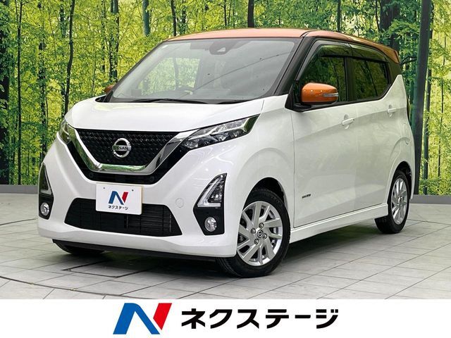 禁煙車　全周囲カメラ　ETC　Bluetooth　フルセグ　ドラレコ