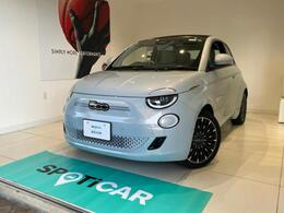 フィアット 500eオープン Open 