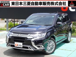 三菱 アウトランダーPHEV 2.4 G プレミアムパッケージ 4WD 衝突被害軽減　誤発進抑制装置　残存87