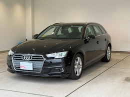 アウディ A4アバント 2.0 TFSI 正規ディーラー認定中古車　1年保証付帯