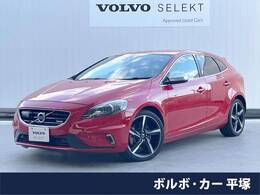 ボルボ V40 T5 Rデザイン 純正ナビ　禁煙車　リアビューカメラ