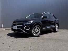 フォルクスワーゲン T-Roc TSI スタイル 認定中古　禁煙車　ワンオーナー　純正ナビ