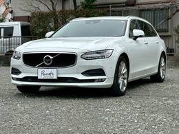 ボルボ V90 T5 モメンタム 