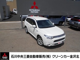 三菱 アウトランダーPHEV 2.0 G ナビパッケージ 4WD ナビ　DTV　バックカメラ　ドラレコ