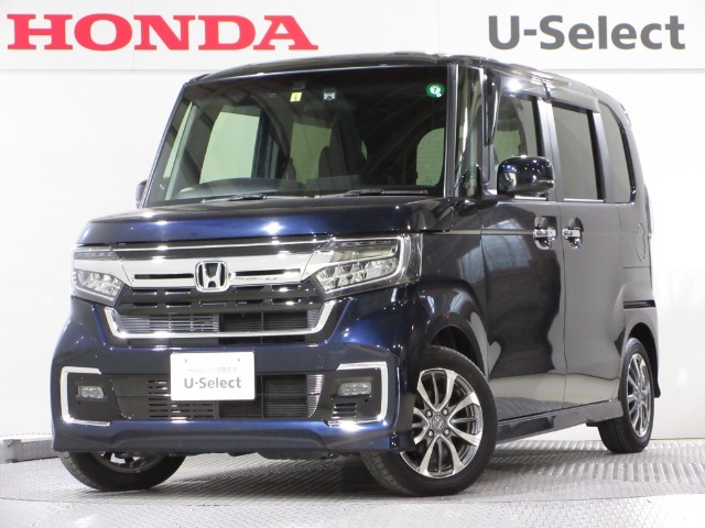 ワンオーナー車のN-BOXカスタム (L)が入庫です。2024年に当社自社工場にて法定点検を実施しております。過去の整備は整備記録簿での確認ができます。