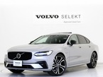 リチャージ アルティメット T8 AWD プラグイン ハイブリッド 4WD