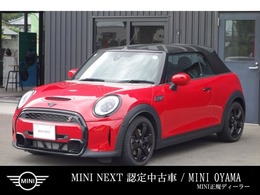 ミニ ミニコンバーチブル クーパーS DCT チリレッド　ユニオンジャックソフトトップ