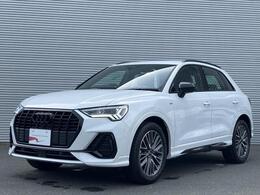 アウディ Q3 35 TFSI S line ブラックスタイリング　パーシャルレザー