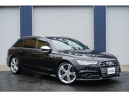 アウディ S6アバント 4.0 4WD 後期モデル　左ハンドル　黒革　パークアシ